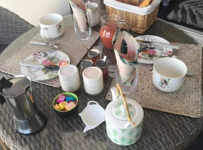 La Passiflore Bed and Breakfast 4*